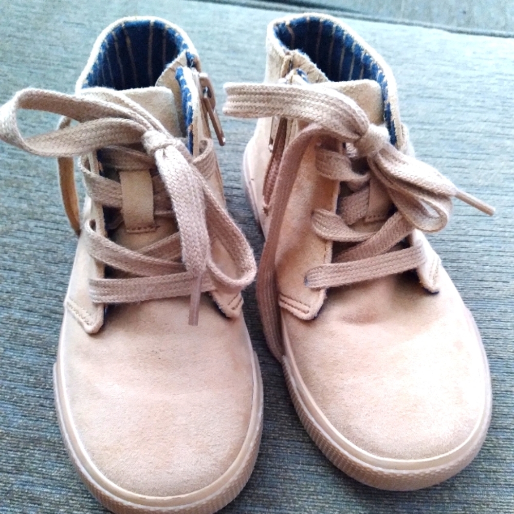 Cat and Jack toddler boots